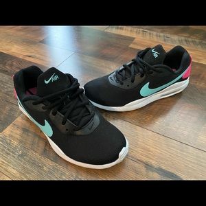 Woman’s Nike sneakers